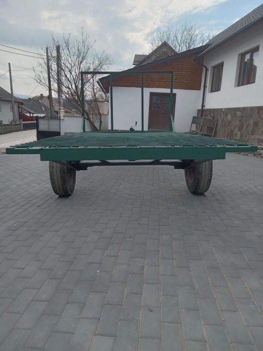 Remorca pentru baloti sau fân