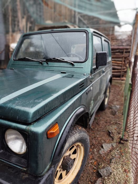 Сузуки самурай на части