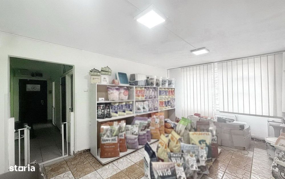 Vad Comercial Ridicat, Vizibilitate maxima — fotografia 1