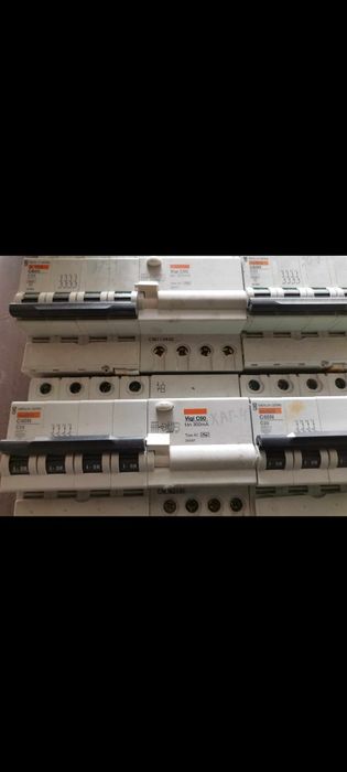 Автоматични превключватели