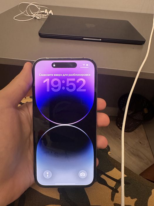Iphone 14 pro 78% акб