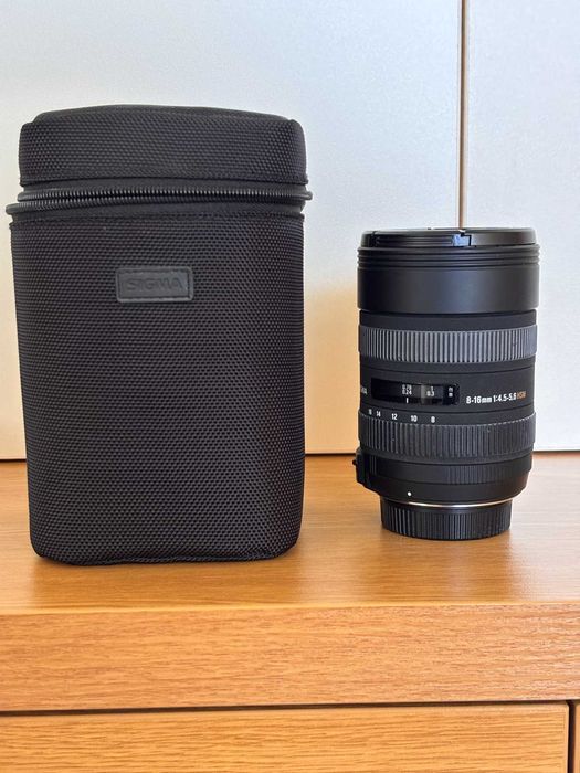 обектив Sigma 8-16mm f/4.5-5.6 DC HSM за Nikon