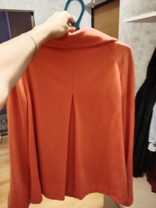 Продам пальто женское