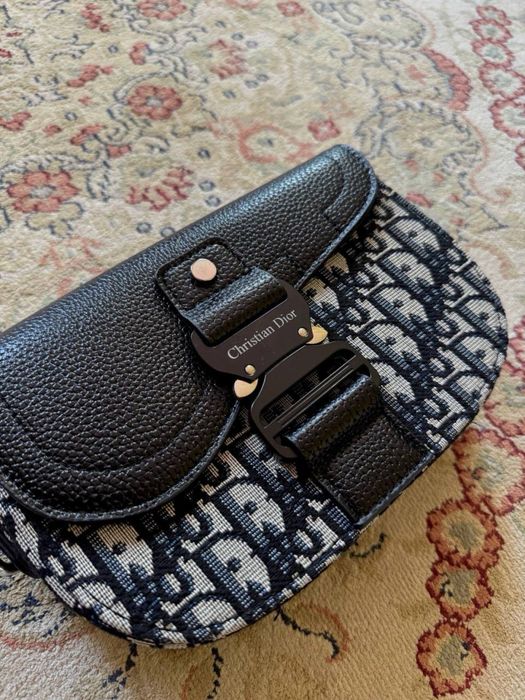 барсетки на застежке dior