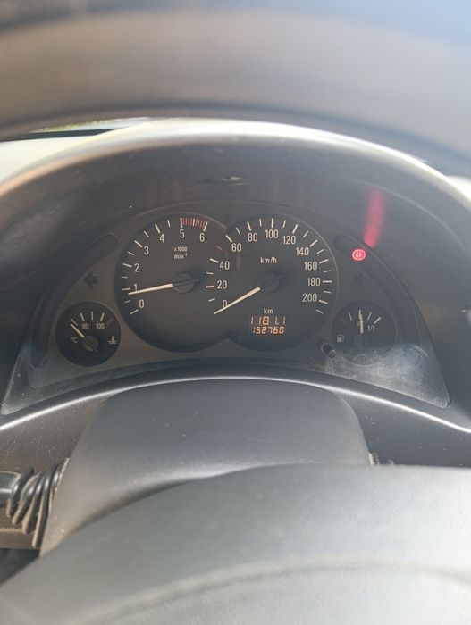 Opel CORSA C 1.3 CDTI -probleme cu volanta