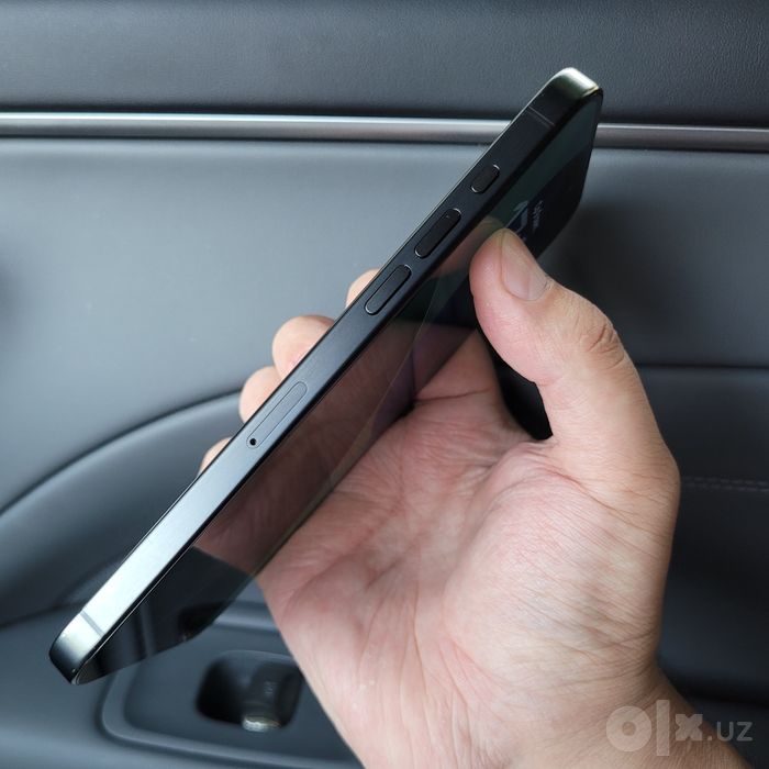 IPhone 15 Pro Max 2 Simkartali