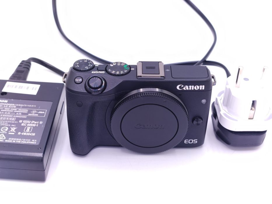 Aparat foto mirrorless Canon EOS M3, Garantie 24 luni | #D90037