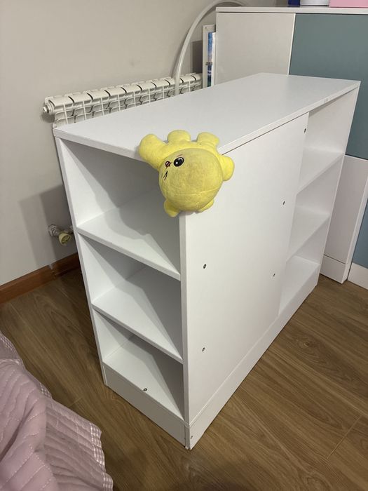 Комод/шкаф белого цвета