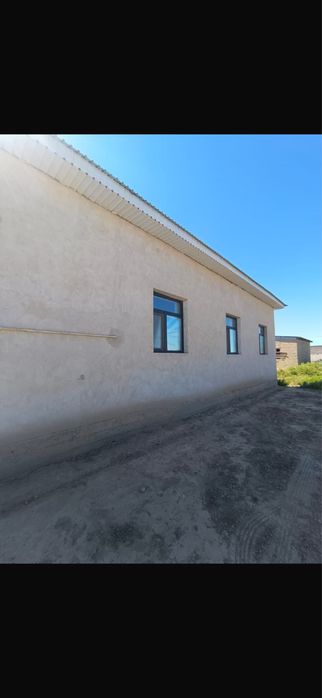 Үй сатылады саудасы бар