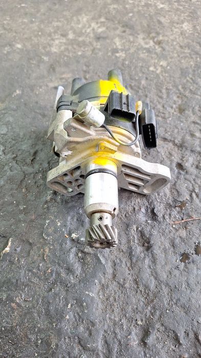 Трамблёр Мазда Кронос S1-S3