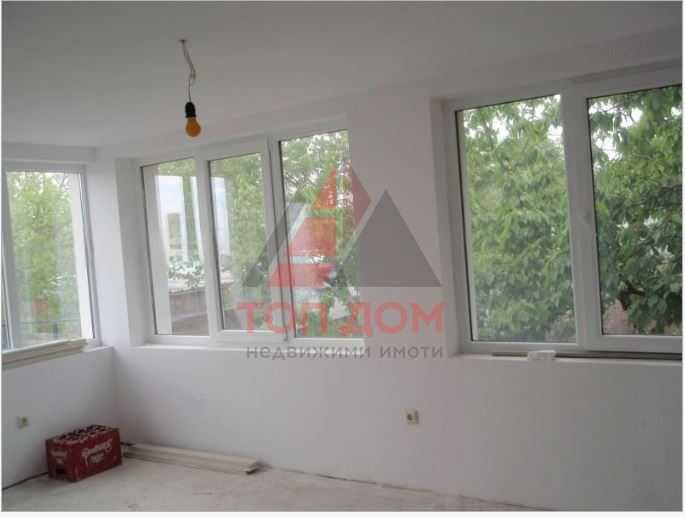 Продава се Къща в с. Бенковски, Област Варна - 285 кв.м за 685 €/кв.м - Снимка #4