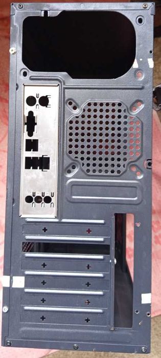 mini-atx.Корпус Crown