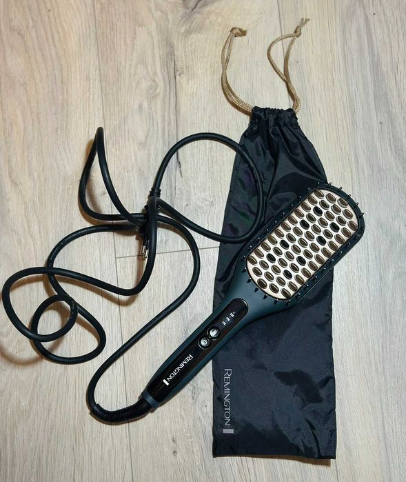 НОВА! Четка за изправяне на коса Remington CB7400 Straight Brush