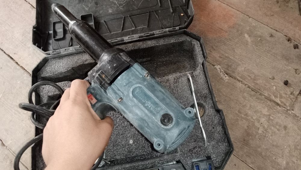 Заклёпка сатамын