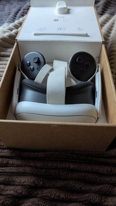 VR шлем Oculus Quest 3  в идеальном состоянии