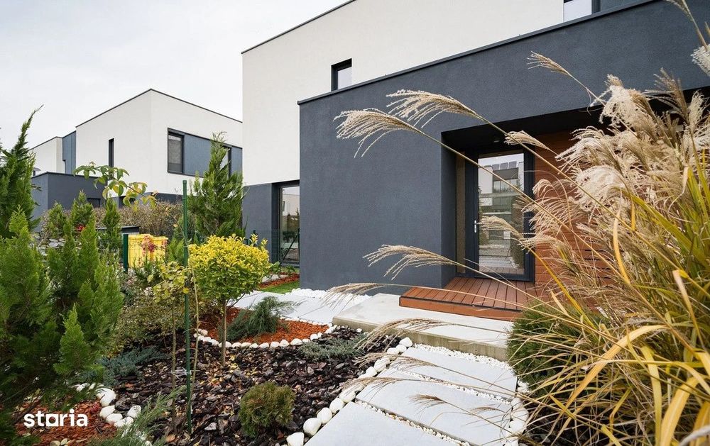 Vila de vanzare la cheie, gradina spectaculoasa I Tunari