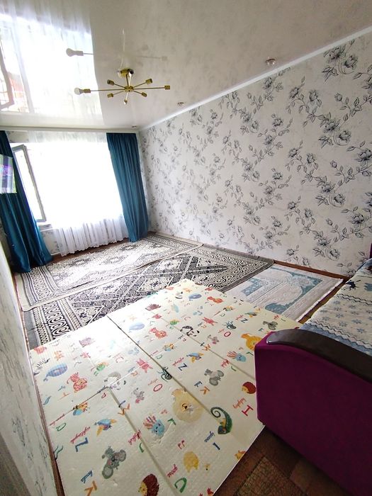 Продаётся 3 ком кв Самал