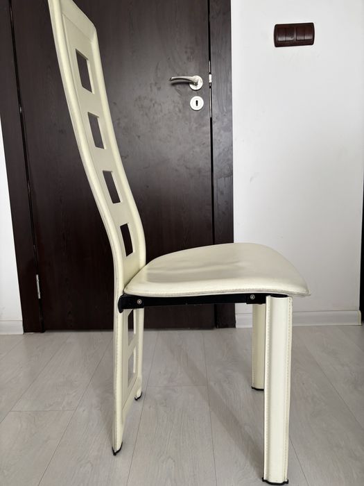 Столове от естествена кожа