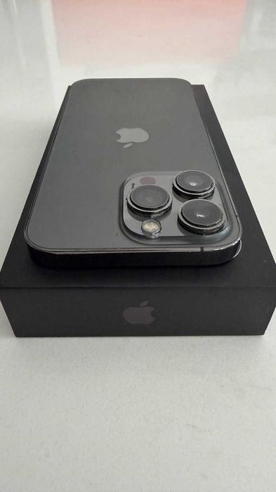 Apple iPhone 13 Pro 128 ГБ Graphite