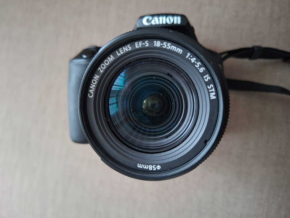 DSLR Фотоапарат Canon EOS 250D 18-55 IS 24.1, MPx ,WI-FI