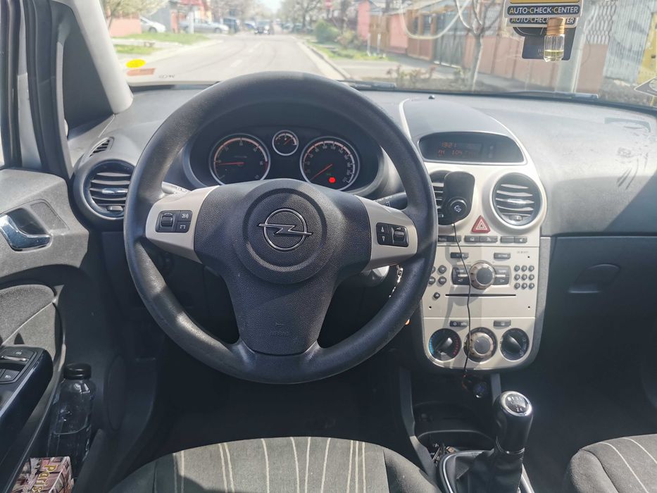 Vând Opel corsa 1.3 diesel
