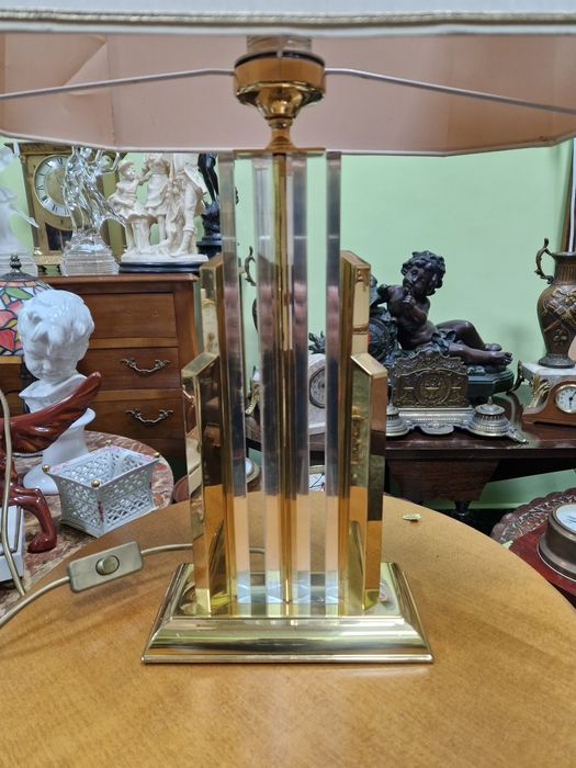 Уникална антикварна колекционерска немска настолна лампа месинг и крис