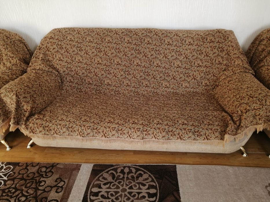 Диван для зала и гостиной