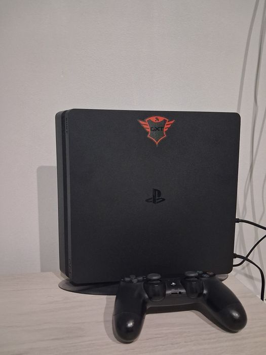 Playstation 4 Slim 1TB