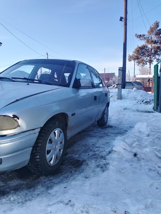 Продам автомобиль опель Астра ф