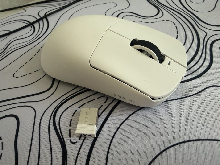 Продам игровую мышь