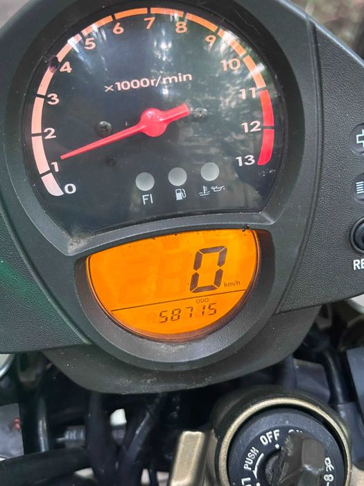 Motocicleta Kawasaki er6n 2006,