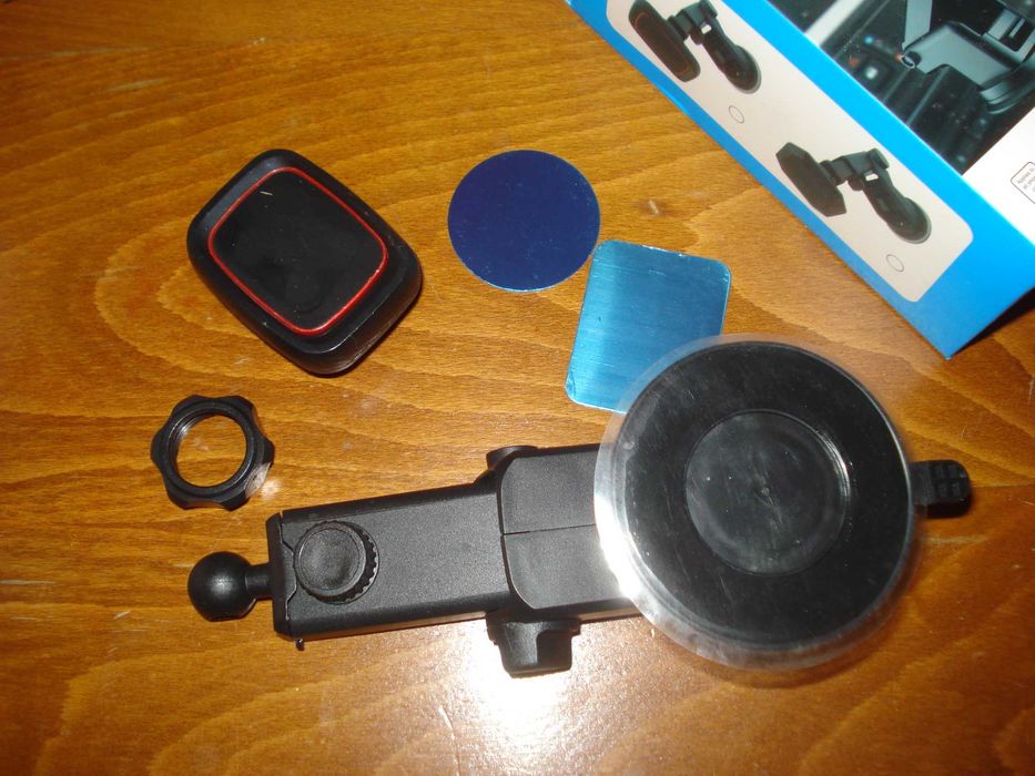 suport telefon magnetic reglabil ventuza silicod bord parbriz