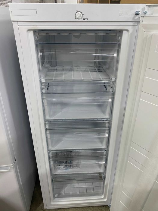 Самостоятелен фризер Инвентум VR1420