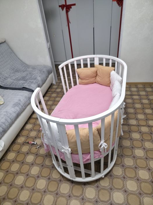 Кроватка для ребенка