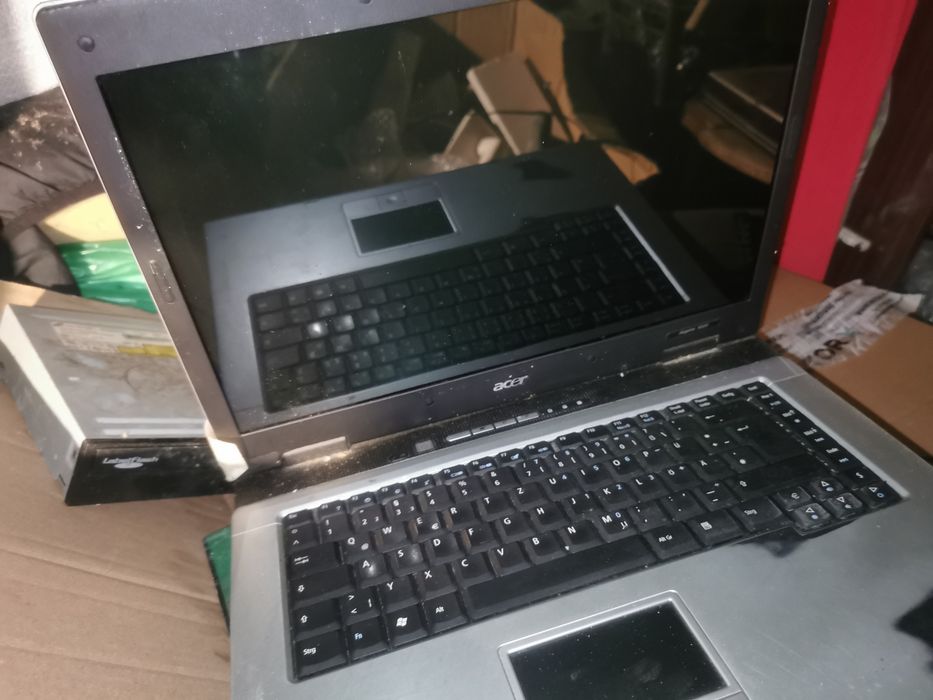 Leptop pentru piese 15 lei/buc