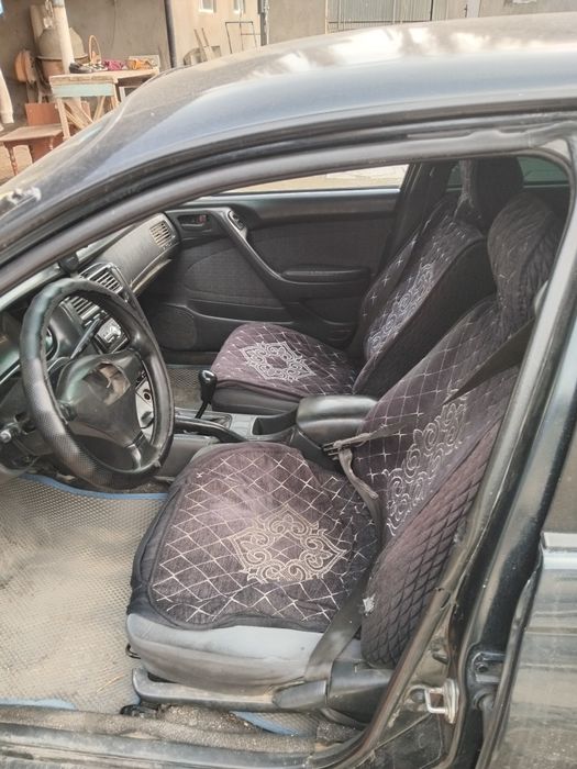 Тойота Карина е 1996