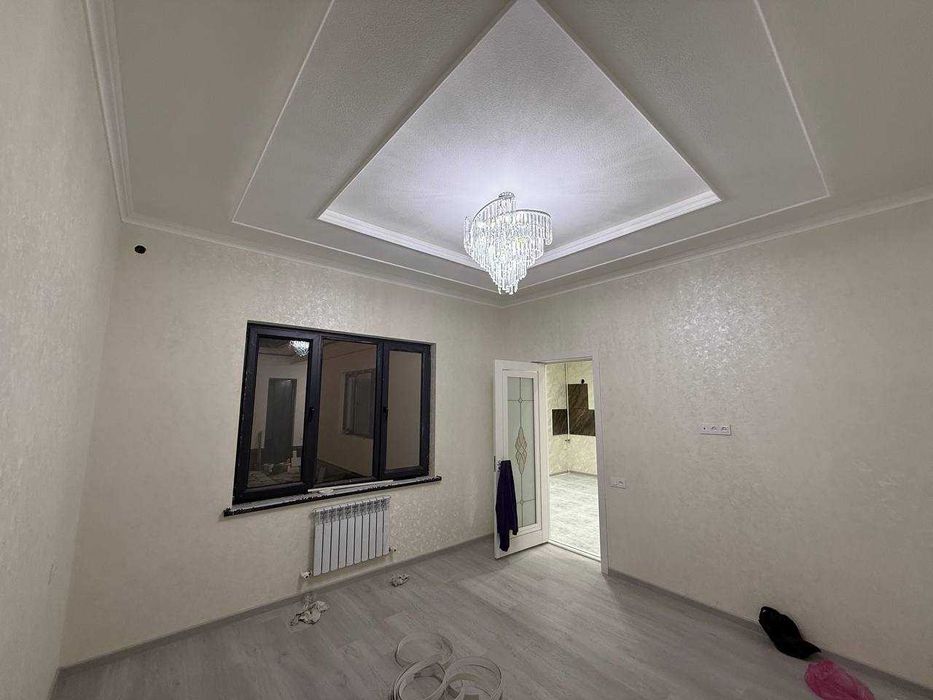 Yangihayotda 4 xonali 120 m2 1.7 sotix yangi qurilgan uy sotiladi