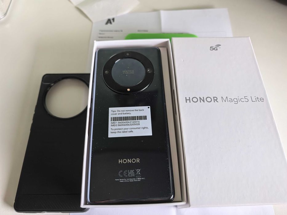 Продавам Honor Magic 5 Lite Black