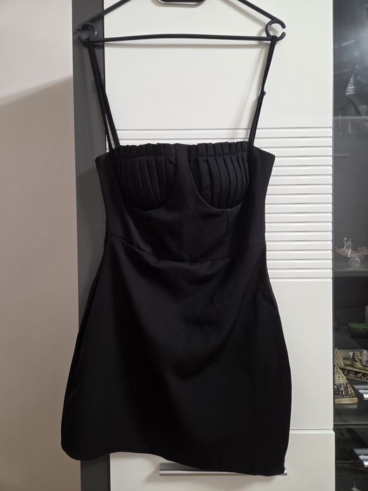 Rochie neagra scurta scurta 38 M noua