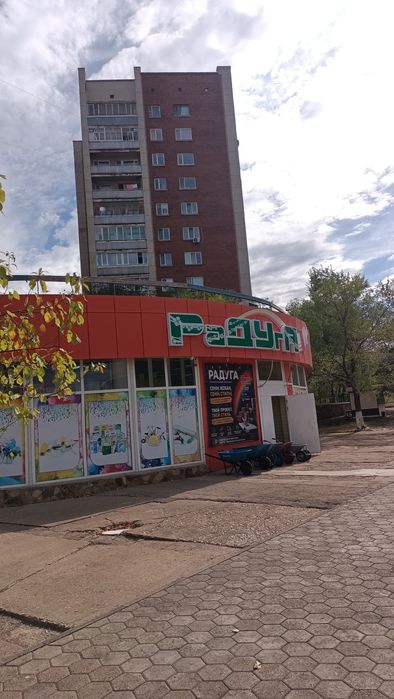 Продам 3  комнатную квартиру