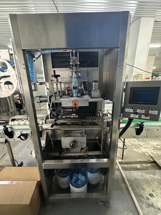 Линия розлива воды, напитков.