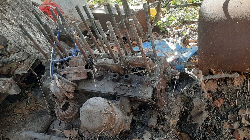 Трактор забчастлари сотилади 28 ники