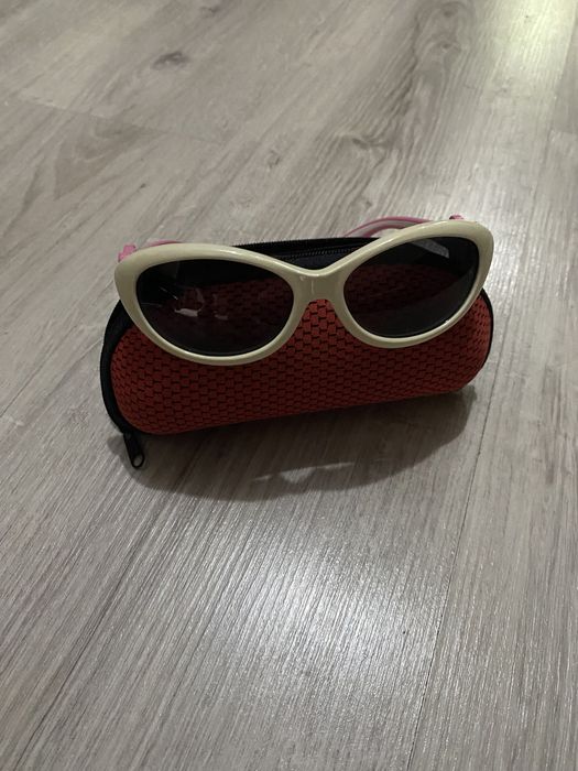 Солнцезащитные очки