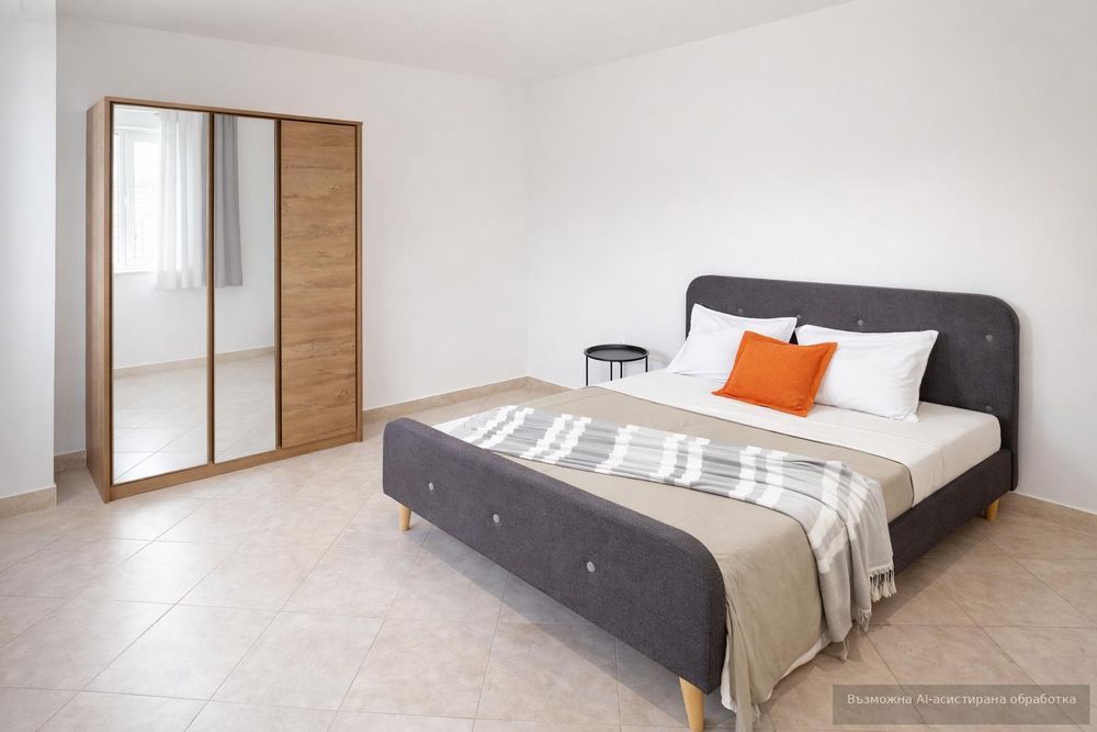 Дава се под наем Четиристаен апартамент в Пловдив, Център - 170 кв.м за 997.05 € - Снимка #4