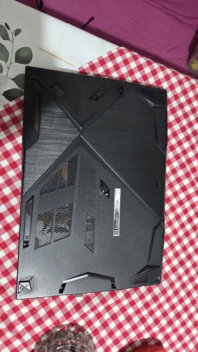 Laptop MSI Gaming GF63 Thin 11SC