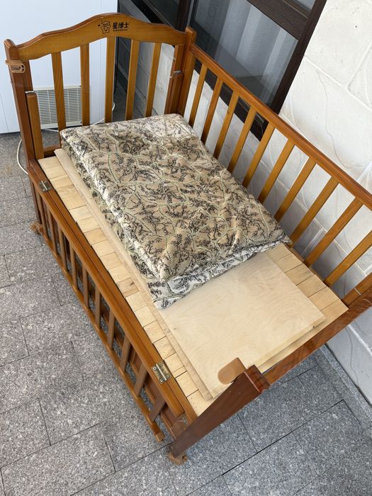 Детская манеж-кровать