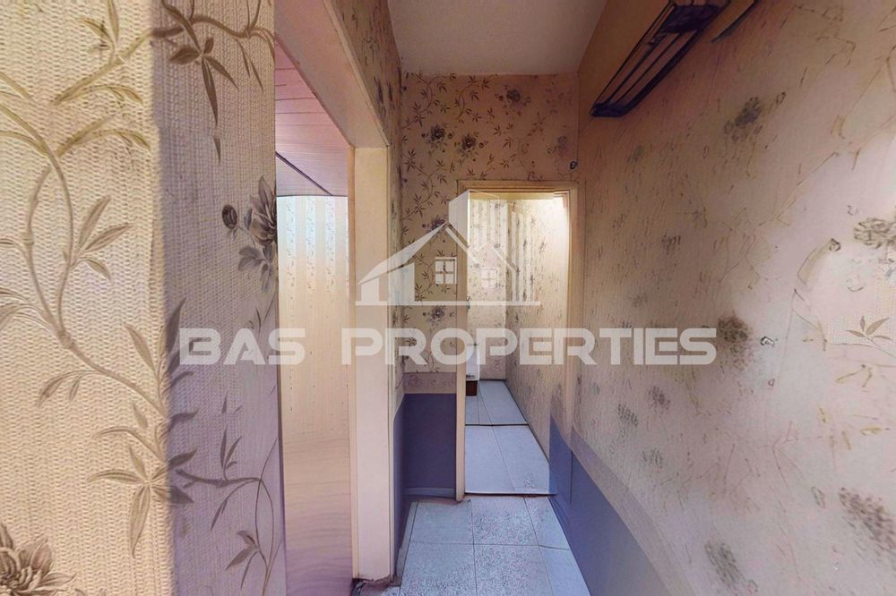 Продава се Четиристаен апартамент в София, Модерно предградие - 135 кв.м за 680 €/кв.м - Снимка #12