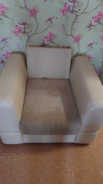 Комплект из 2 кресло б/у