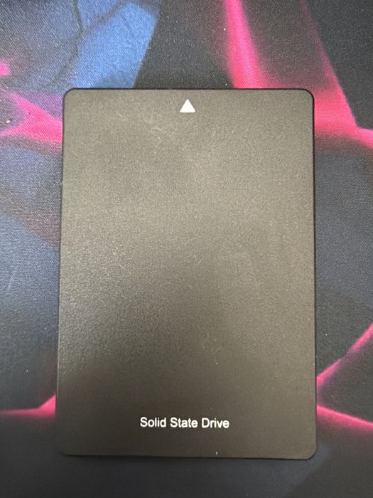 SSD 256 GB  pret fix fara schimburi