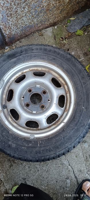 Продавам зимни гуми 175/70/13